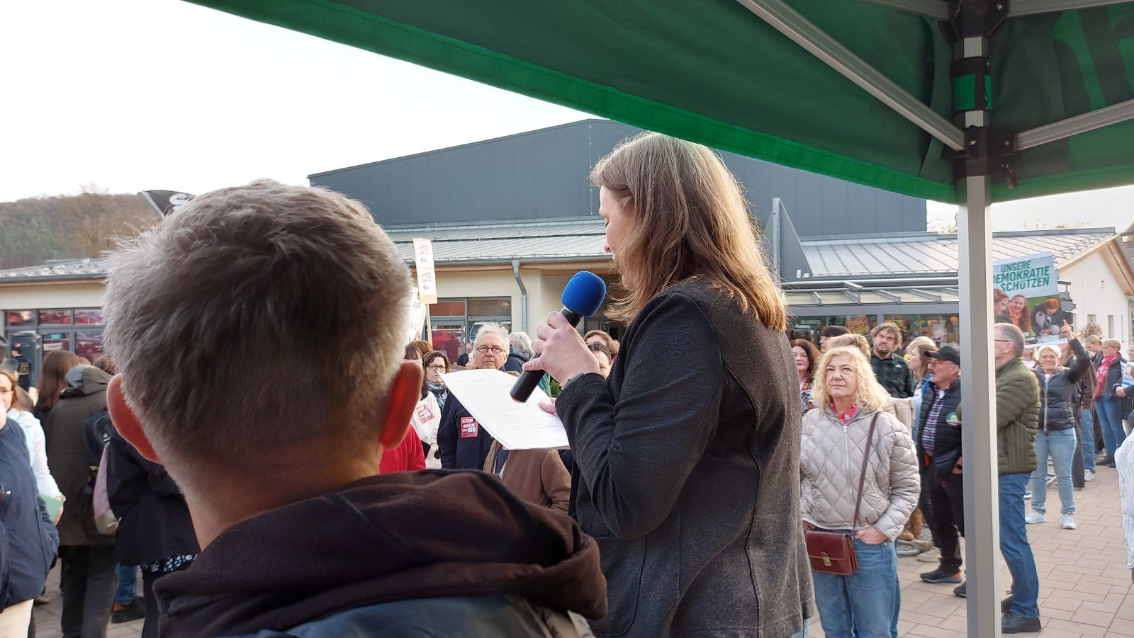 Ute Ernst – Demo gegen AFD Ute Ernst - Demo gegen AFD